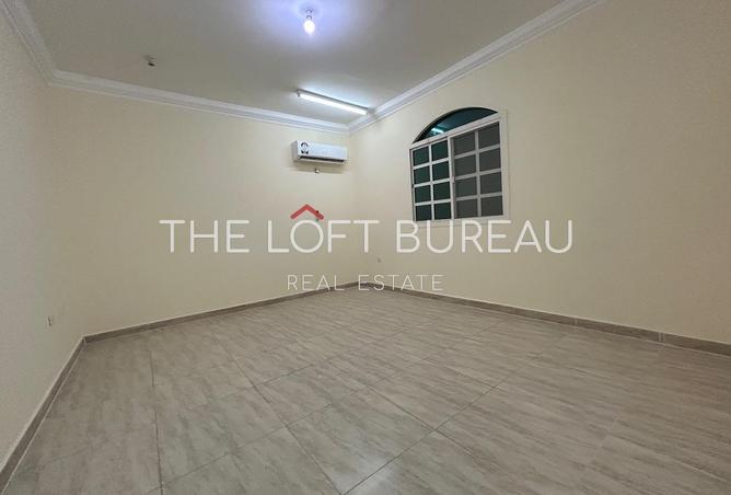 913250 - Property Image 3