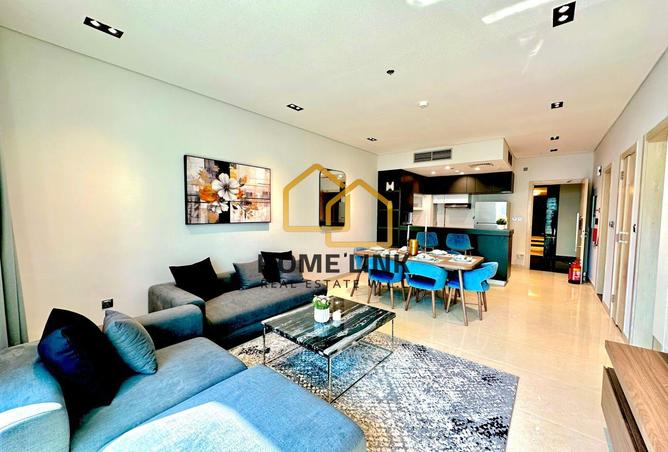 987999 - Property Image 2