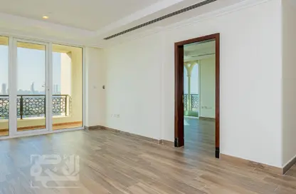 Apartment - 2 Bedrooms - 3 Bathrooms for rent in Tower 6 - Viva Bahriyah - The Pearl Island - Doha