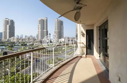 Apartment - 1 Bedroom - 2 Bathrooms for rent in West Porto Drive - Porto Arabia - The Pearl Island - Doha