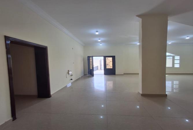 979154 - Property Image 3