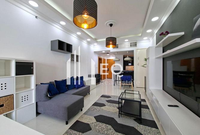 974247 - Property Image 2