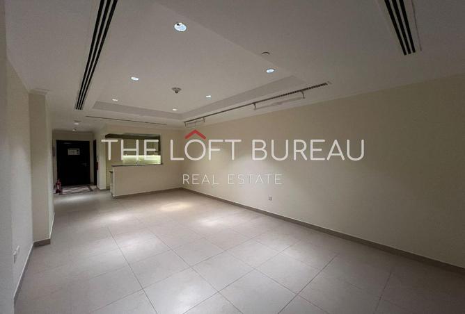 960594 - Property Image 2