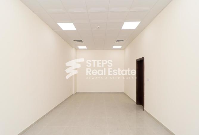 932376 - Property Image 3