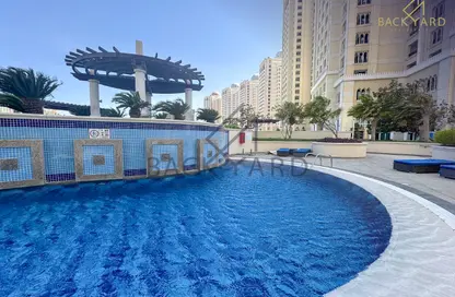 شقة - 2 غرف نوم - 3 حمامات للايجار في فيفا غرب - فيفا بحرية - جزيرة اللؤلؤة - الدوحة