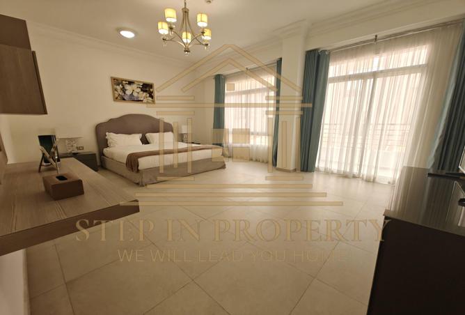 967131 - Property Image 2