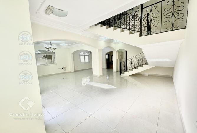 962530 - Property Image 2