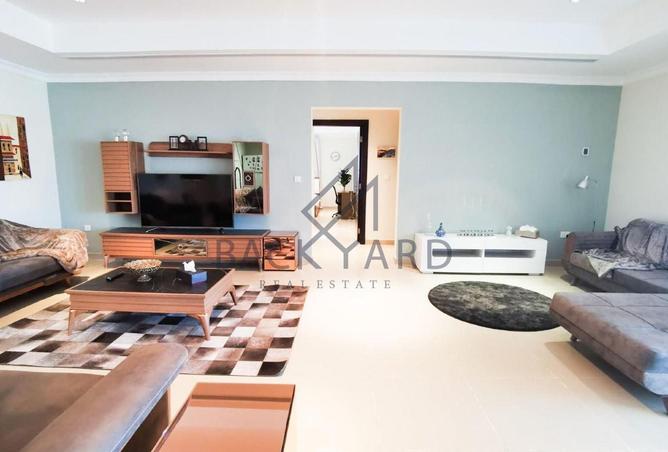 977492 - Property Image 2