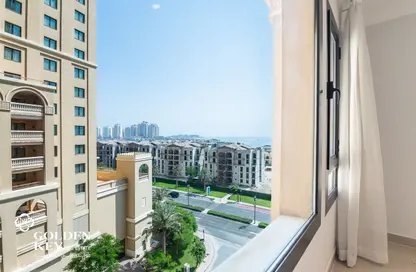 Apartment - 1 Bedroom - 2 Bathrooms for rent in East Porto Drive - Porto Arabia - The Pearl Island - Doha