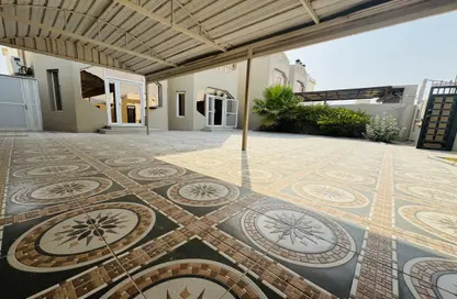 Villa - 5 Bedrooms - 6 Bathrooms for rent in Bu Hamour Street - Abu Hamour - Doha