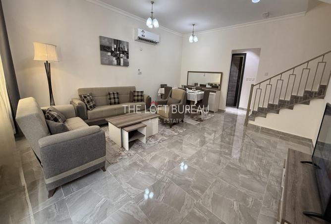 907762 - Property Image 2