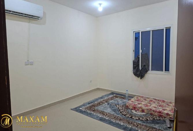941744 - Property Image 3