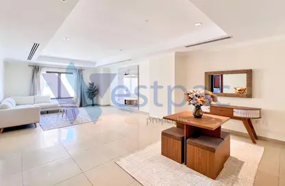 Apartment - 1 Bedroom - 2 Bathrooms for rent in West Porto Drive - Porto Arabia - The Pearl Island - Doha