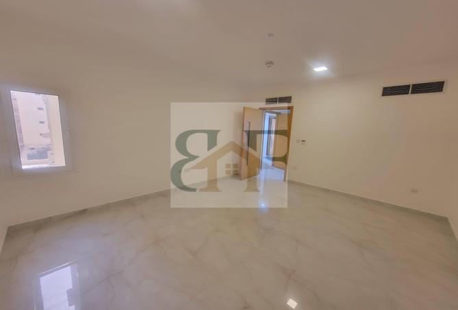 998456 - Property Image 2