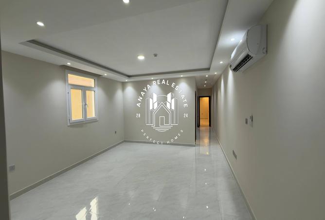 950921 - Property Image 2