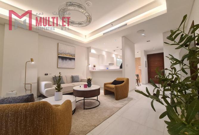 957744 - Property Image 2