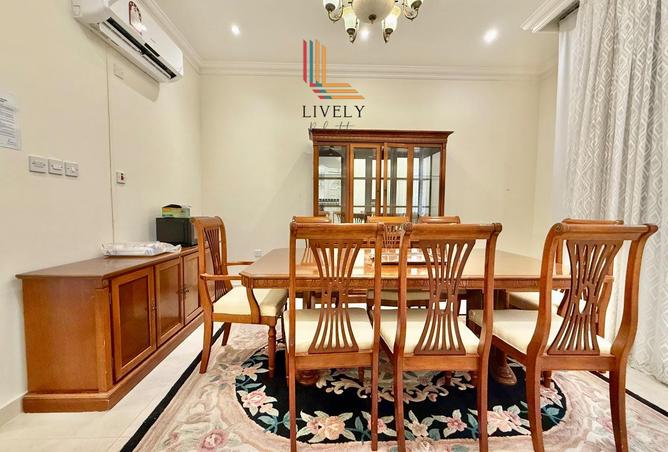 967819 - Property Image 3