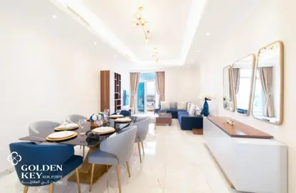 Apartment - 2 Bedrooms - 3 Bathrooms for rent in Floresta Gardens - Floresta Gardens - The Pearl Island - Doha
