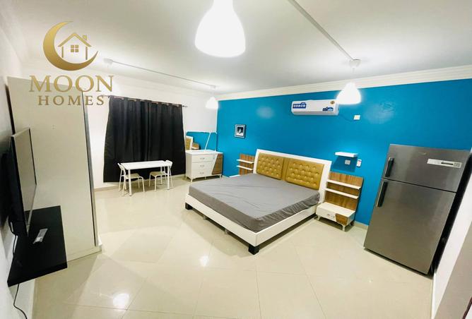 996231 - Property Image 2