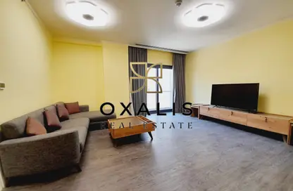 Apartment - 1 Bedroom - 2 Bathrooms for rent in Thabit Bin Zaid Street - Al Mansoura - Doha