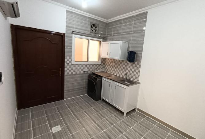 962189 - Property Image 2