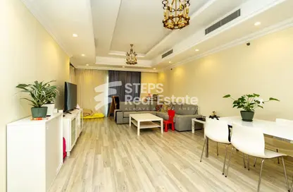 Apartment - 2 Bedrooms - 3 Bathrooms for sale in West Porto Drive - Porto Arabia - The Pearl Island - Doha