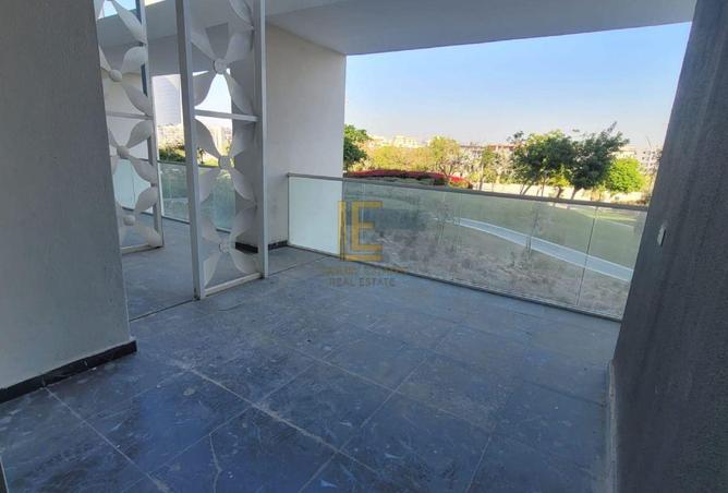 987571 - Property Image 3