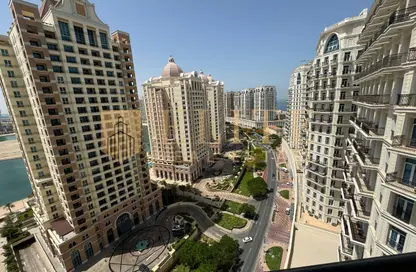 Apartment - 2 Bedrooms - 3 Bathrooms for rent in Floresta Gardens - Floresta Gardens - The Pearl Island - Doha