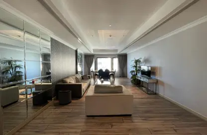 Apartment - 1 Bedroom - 2 Bathrooms for sale in East Porto Drive - Porto Arabia - The Pearl Island - Doha