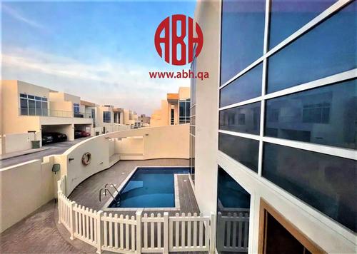 Villa - 4 bedrooms - 6 bathrooms for rent in Ain Khaled Villas - Ain Khaled - Doha