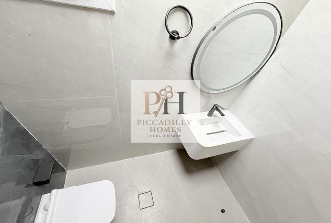 1008748 - Property Image 3