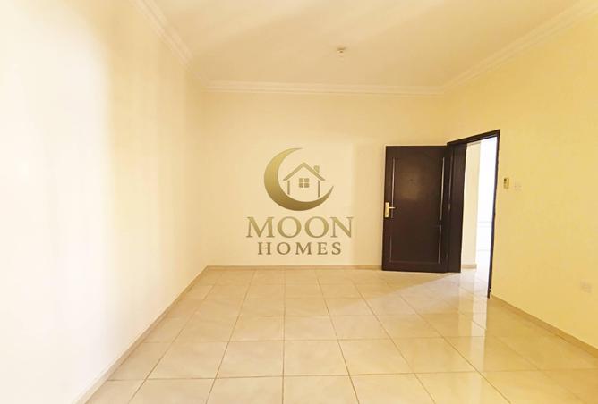 972034 - Property Image 2