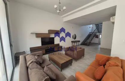 فيلا - 3 غرف نوم - 5 حمامات للايجار في مريخ - المريخ - الدوحة