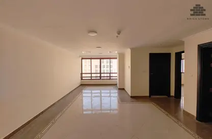 Apartment - 1 Bedroom - 1 Bathroom for rent in Musheireb Tower - Musheireb - Musheireb - Doha
