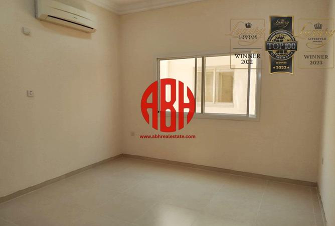 940720 - Property Image 2