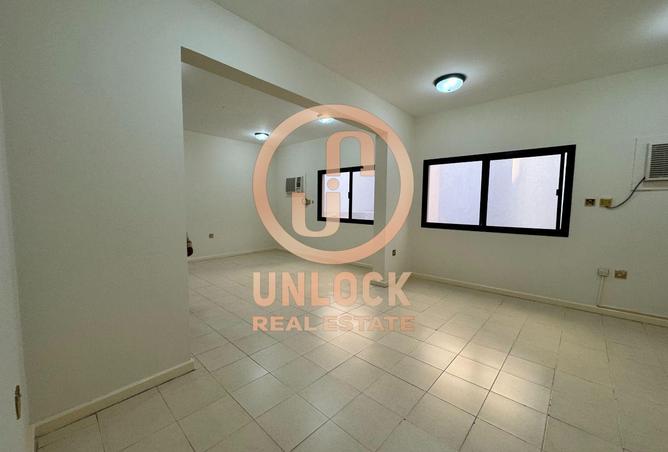 972879 - Property Image 2