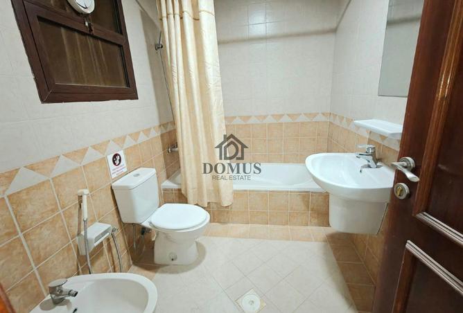 947990 - Property Image 2