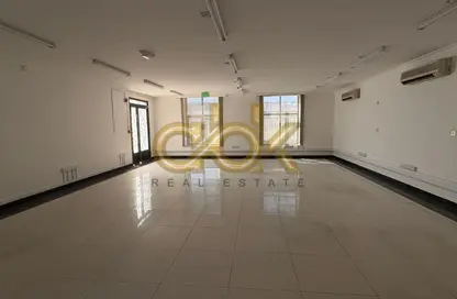 Villa - Studio - 4 Bathrooms for rent in Bu Hamour Street - Abu Hamour - Doha