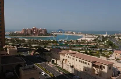 Apartment - 2 Bedrooms - 2 Bathrooms for rent in East Porto Drive - Porto Arabia - The Pearl Island - Doha