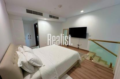 Duplex - 1 Bedroom - 2 Bathrooms for sale in Viva West - Viva Bahriyah - The Pearl Island - Doha