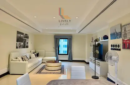 Apartment - 1 Bedroom - 2 Bathrooms for rent in East Porto Drive - Porto Arabia - The Pearl Island - Doha