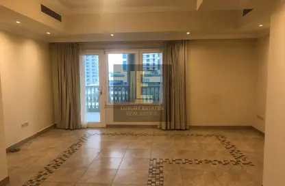 Apartment - 1 Bedroom - 2 Bathrooms for sale in West Porto Drive - Porto Arabia - The Pearl Island - Doha