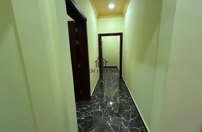 Apartment - 2 Bedrooms - 3 Bathrooms for rent in Al Nasr Street - Al Nasr - Doha