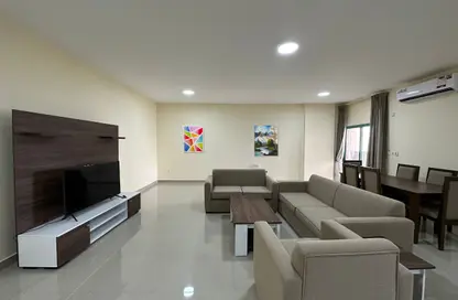 Apartment - 2 Bedrooms - 2 Bathrooms for rent in Hadramout Street - Doha Al Jadeed - Doha