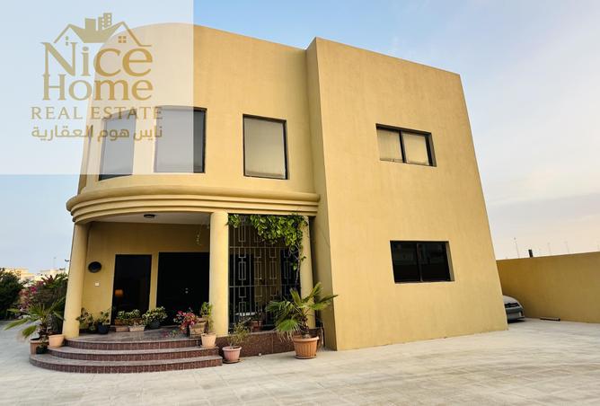 925834 - Property Image 3