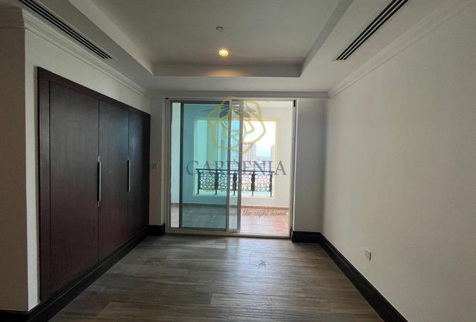 990246 - Property Image 3