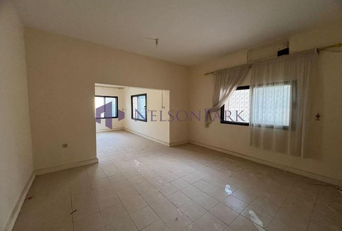 953161 - Property Main Image