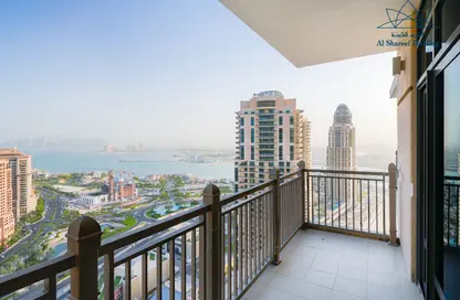 Apartment - 2 Bedrooms - 3 Bathrooms for rent in Abraj Bay - Abraj Quartiers - The Pearl Island - Doha