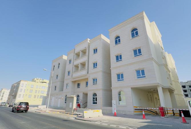 967832 - Property Image 2