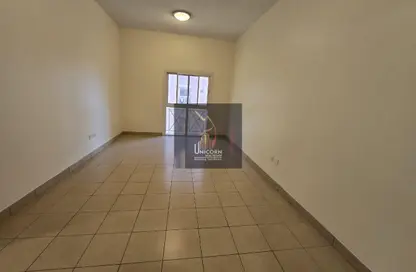 Apartment - 2 Bedrooms - 3 Bathrooms for rent in Barwa City - Mesaimeer - Doha